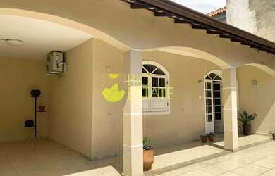 Imagem 2: Casa plana à Venda, São Luiz, Volta Redonda, RJ