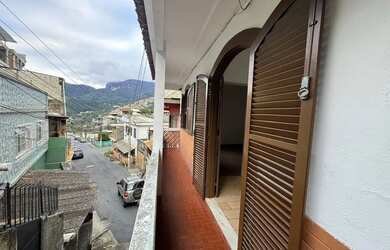 Imagem: A casa possui 2 Dormitórios, 1 Banheiro, 65m² de Área e