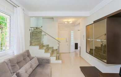 Imagem 2: Sobrado em condomínio fechado no Hugo Lange