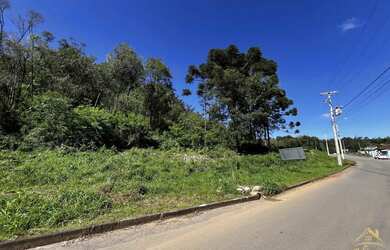 Imagem: O terreno possui 542m² de Área e está localizado em Nova