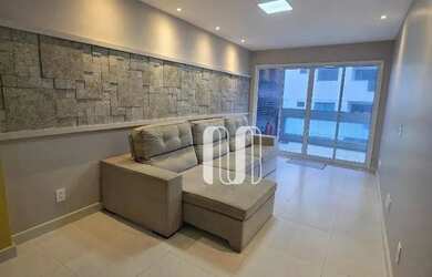 Imagem: O apartamento possui 3 Dormitórios, 2 Banheiros e 220m² de