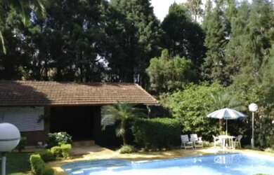 Imagem: A fazenda possui 1.600m² de Área e está localizado em Jardim