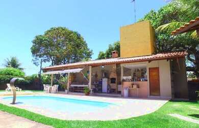 Imagem 1: Belíssimas casas na Barra de Sto. Antônio com piscina, prox. a praia...