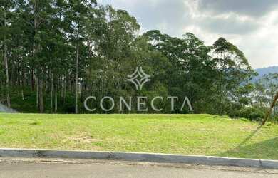 Imagem: O terreno possui 824m² de Área e está localizado em Tamboré