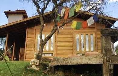 Imagem: A casa em condomínio possui 2 Dormitórios, 2 Banheiros, 833m²