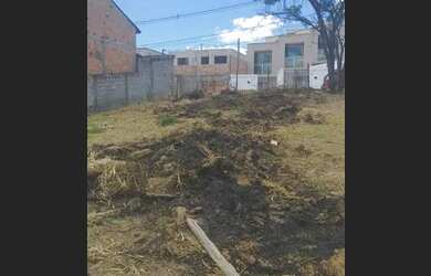 Imagem: O terreno possui 320m² de Área e está localizado em Liberdade