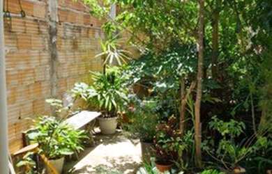 Imagem: A casa possui 2 Dormitórios, 1 Banheiro e 125m² de Área e