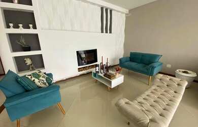 Imagem: A casa em condomínio possui 4 Dormitórios, 5 Banheiros, 5