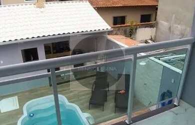 Imagem: A casa possui 3 Dormitórios, 3 Banheiros, 5 Vagas na garagem