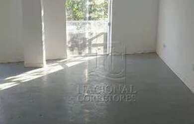 Imagem: O depósito e possui Dormitórios, Suítes, Banheiros, 30-0m²