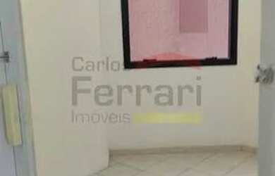 Imagem: O depósito possui 1 Vaga na garagem, 45m² de Área e está