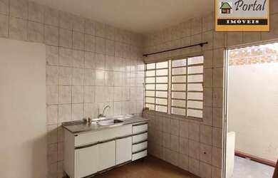 Imagem 4: Casa com 3 dormitórios, 69 m² - venda por R$ 160.000 ou aluguel por R$ 1.200/mês - Conjunt