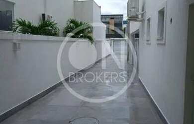 Imagem 10: RIVIERA DEL SOL. Piscina, Varanda, Guarda roupae315m² de Área