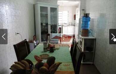 Imagem: A casa possui 2 Dormitórios, 2 Banheiros, 1 Vaga na garagem