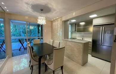 Imagem: O apartamento possui 3 Dormitórios, 2 Banheiros, 2 Vagas na