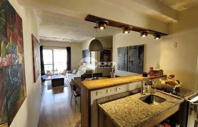 Imagem: O apartamento possui 3 Dormitórios, 1 Banheiro, 2 Vagas na