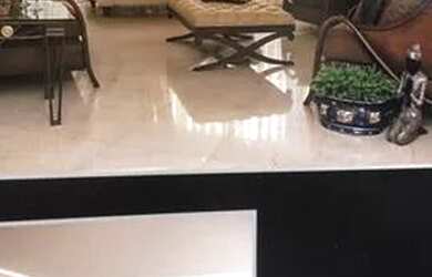 Imagem: A casa possui 4 Dormitórios, 5 Banheiros, 5 Vagas na garagem