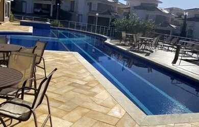 Imagem: A casa em condomínio possui 3 Dormitórios, 5 Banheiros, 4