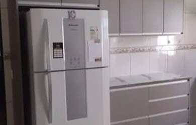 Imagem: A casa possui 3 Dormitórios, 3 Banheiros, 2 Vagas na garagem