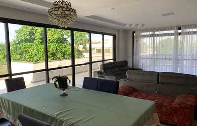 Imagem: O apartamento na cobertura possui 4 Dormitórios, 5 Banheiros