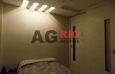 Imagem: A casa em condomínio possui 2 Dormitórios, 3 Banheiros, 1