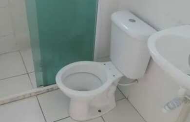 Imagem: A casa em condomínio possui 2 Dormitórios e está localizado