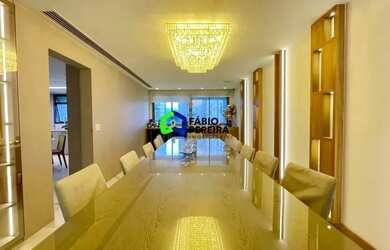 Imagem: O apartamento possui 4 Dormitórios, 5 Banheiros, 4 Vagas na