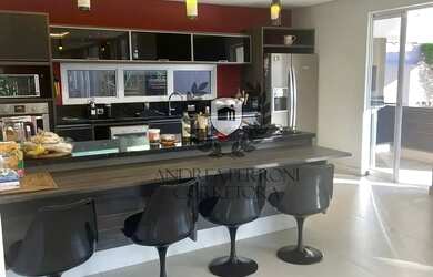 Imagem 7: Imóvel para aluguel e venda possui 340 metros quadrados com 3 quartos