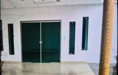 Imagem: A casa possui 5 Dormitórios, 5 Banheiros e 5 Vagas na garagem