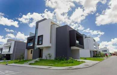 Imagem: A casa em condomínio possui 3 Dormitórios, 4 Banheiros, 2