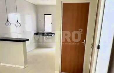 Imagem: A casa possui 2 Dormitórios, 2 Banheiros e 70m² de Área e