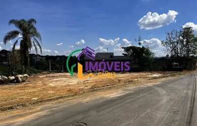 Imagem: O terreno possui 710m² de Área e está localizado em Cidade