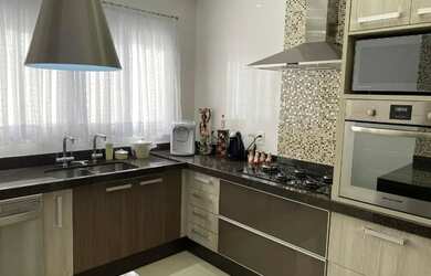 Imagem 5: Casa à venda em Valinhos, Pinheiro, com 3 suítes, com 331 m², Condomínio...