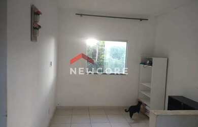 Imagem: O apartamento possui 1 Dormitório, 1 Banheiro, 1 Vaga na garagem