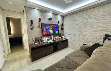 Imagem: O apartamento possui 2 Dormitórios, 1 Banheiro, 1 Vaga na garagem