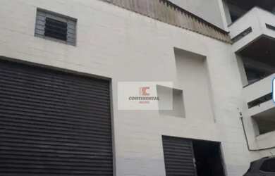 Imagem: O depósito possui 4 Vagas na garagem, 363m² de Área e está