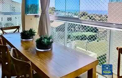 Imagem: O apartamento possui 4 Dormitórios, 3 Banheiros, 2 Vagas na