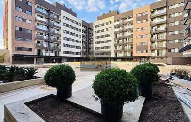 Imagem: O apartamento possui 2 Dormitórios, 1 Banheiro, 1 Vaga na garagem