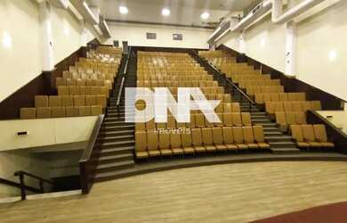 Imagem: O depósito possui 475m² de Área e está localizado em Copacabana