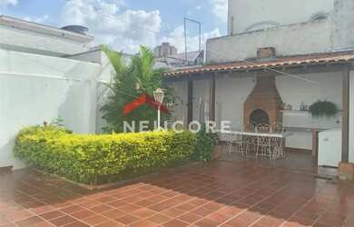 Imagem: A casa possui 3 Dormitórios, 4 Banheiros, 2 Vagas na garagem