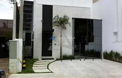 Imagem: O depósito possui 2 Vagas na garagem, 100m² de Área e está