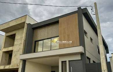 Imagem: A casa em condomínio possui 3 Dormitórios, 4 Banheiros, 4