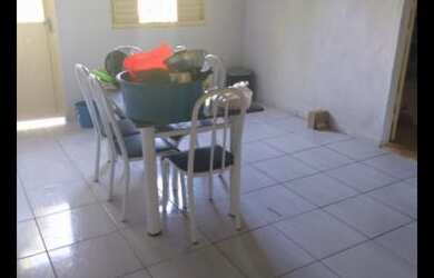 Imagem 3: Aluga-se casa por 350 reais Carangola