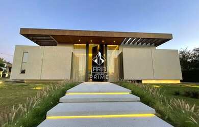 Imagem: A casa em condomínio possui 5 Dormitórios, 5 Banheiros, 4