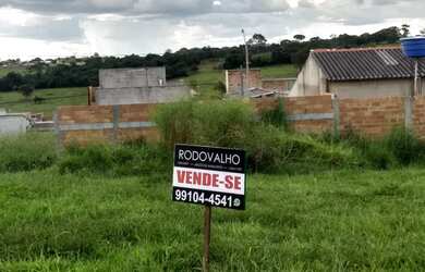 Imagem: O terreno possui 250m² de Área e está localizado em Senador