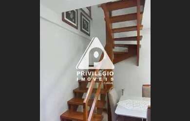 Imagem: O apartamento na cobertura possui 3 Dormitórios, 1 Banheiro