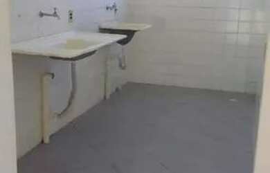 Imagem 3: Alugo casa. 1 Vaga na garageme2 Dormitórios