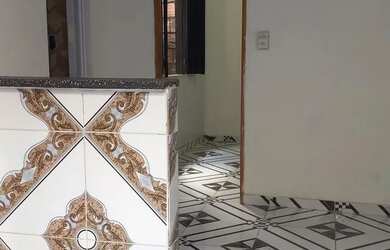 Imagem: A casa possui 1 Dormitório, 1 Banheiro e está localizado