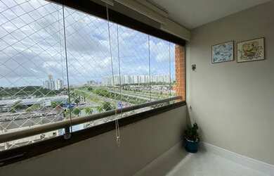 Imagem 2: Apartamento na Paralela. Piscina, Varanda, 79m² de Áreae1 Vaga na garagem