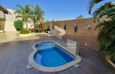 Imagem: A casa em condomínio possui 3 Dormitórios, 5 Banheiros, 4